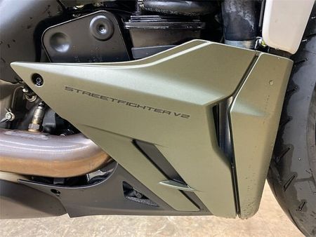 ドゥカティ STREETFIGHTER848 ストリートファイターV2 2023年モデル ワンオーナー フルノーマル車両 35