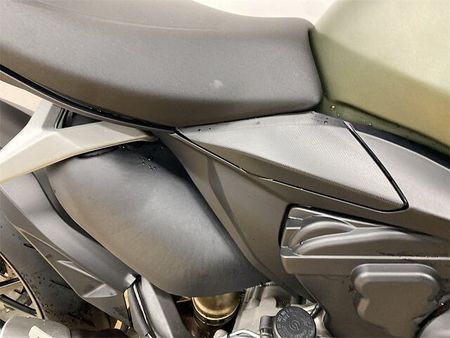 ドゥカティ STREETFIGHTER848 ストリートファイターV2 2023年モデル ワンオーナー フルノーマル車両 40