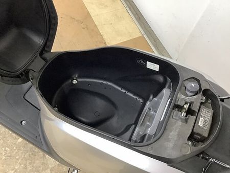 ホンダ タクト タクト 2022年モデル フロントバスケット SHAD製リアボックス装備!! 8