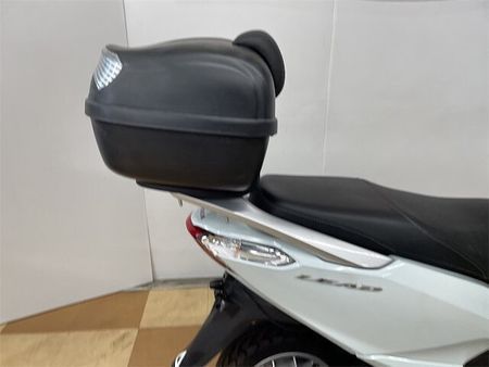 ホンダ リード125 リード125 2020年モデル リアボックス マルチバー USB電源装備 19