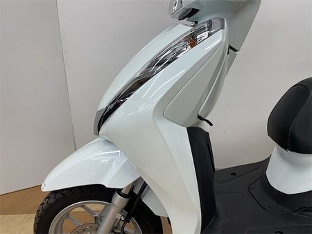 ホンダ リード125 リード125 2020年モデル リアボックス マルチバー USB電源装備 22