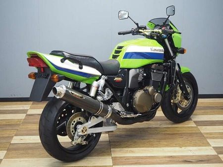 カワサキ ZRX1200R ZRX1200R A2 ストライカーカーボンスリップオン 3
