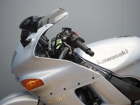 カワサキ ZZR400 ZZ-R400 N9 2003年モデル 12