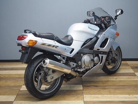 カワサキ ZZR400 ZZ-R400 N9 2003年モデル 3