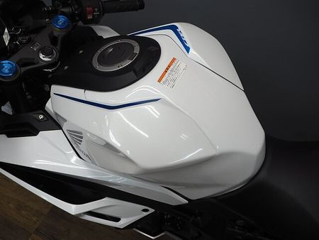 ホンダ CBR250RR (MC51) CBR250RR ABS 【マル得】モリワキスリップオンMX BP-?/バックステップ装備 20
