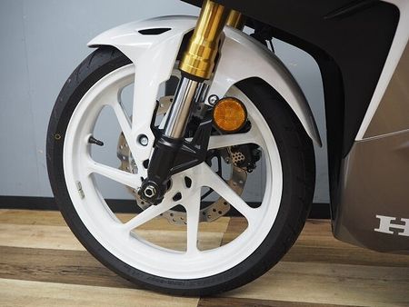 ホンダ CBR250RR (MC51) CBR250RR ABS 【マル得】モリワキスリップオンMX BP-?/バックステップ装備 22