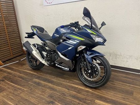 カワサキ ニンジャ 400 NINJA400 2022年モデル スペアキーありマルチバー、USBポート装備スクリーン、 29