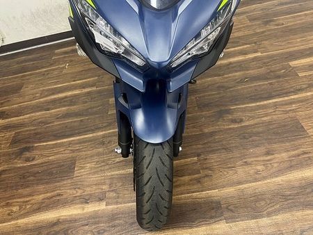 カワサキ ニンジャ 400 NINJA400 2022年モデル スペアキーありマルチバー、USBポート装備スクリーン、 33