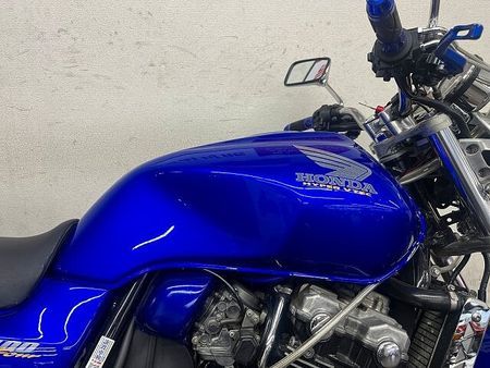 ホンダ CB400スーパーフォア CB400スーパーフォア 車検たっぷりブイテック 1999年モデル 24