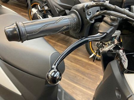 ヤマハ トリシティ トリシティー125 ☆リアトップケース付き☆ 21