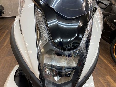 ヤマハ トリシティ トリシティー125 ☆リアトップケース付き☆ 24