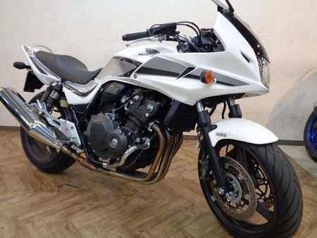 ホンダ CB400スーパーボルドール とても状態のいい車両です!ABS装着モデル!ETCが付いてお買い得です!希少なホワイト! 1