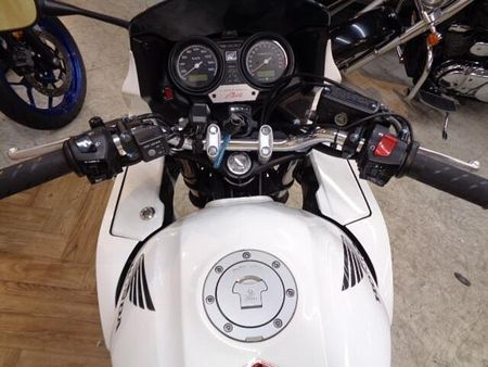 ホンダ CB400スーパーボルドール とても状態のいい車両です!ABS装着モデル!ETCが付いてお買い得です!希少なホワイト! 11