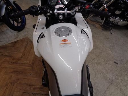 ホンダ CB400スーパーボルドール とても状態のいい車両です!ABS装着モデル!ETCが付いてお買い得です!希少なホワイト! 13