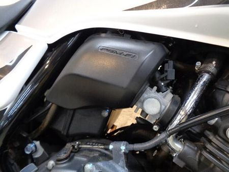 ホンダ CB400スーパーボルドール とても状態のいい車両です!ABS装着モデル!ETCが付いてお買い得です!希少なホワイト! 31