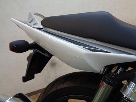 ホンダ CB400スーパーボルドール とても状態のいい車両です!ABS装着モデル!ETCが付いてお買い得です!希少なホワイト! 39