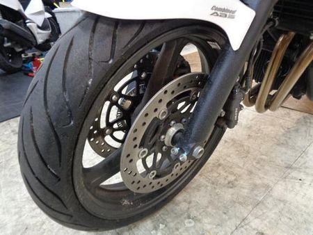 ホンダ CB400スーパーボルドール とても状態のいい車両です!ABS装着モデル!ETCが付いてお買い得です!希少なホワイト! 41
