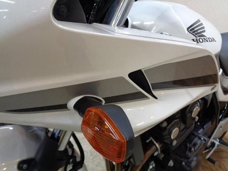 ホンダ CB400スーパーボルドール とても状態のいい車両です!ABS装着モデル!ETCが付いてお買い得です!希少なホワイト! 43