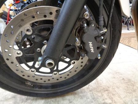 ホンダ CB400スーパーボルドール とても状態のいい車両です!ABS装着モデル!ETCが付いてお買い得です!希少なホワイト! 44