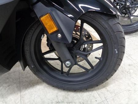 ホンダ フォルツァ 走行少ないフォルツアが入荷しました!当店人気車両です!カスタムもご相談ください!お早めに! 22