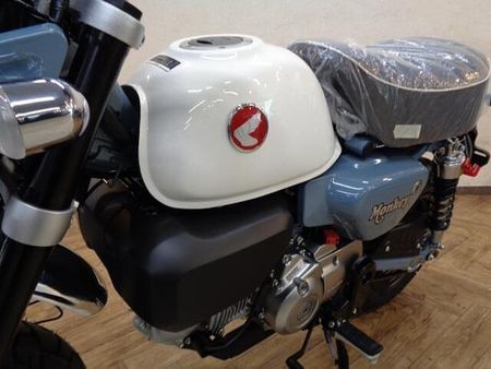 ホンダ モンキー125 新型モンキー125新車です!メーカー保証2年付のモンキー!カスタムもご相談ください! 26