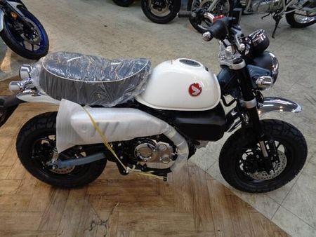 ホンダ モンキー125 新型モンキー125新車です!メーカー保証2年付のモンキー!カスタムもご相談ください! 34