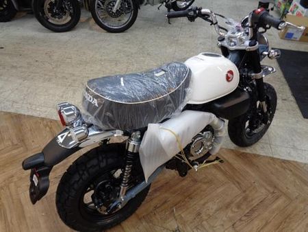 ホンダ モンキー125 新型モンキー125新車です!メーカー保証2年付のモンキー!カスタムもご相談ください! 35