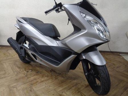 ホンダ PCX150 大切に乗られていたワンオーナー車!ETCが付いてお買い得です!お早めに!下取も大歓迎です! 1