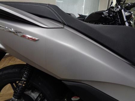 ホンダ PCX150 大切に乗られていたワンオーナー車!ETCが付いてお買い得です!お早めに!下取も大歓迎です! 34