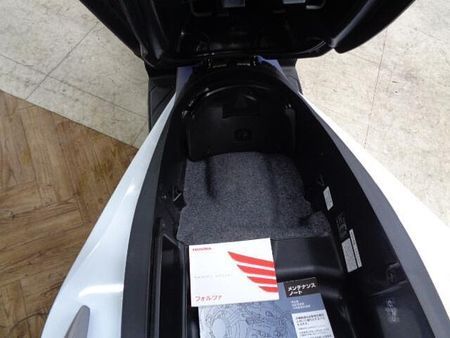 ホンダ フォルツァ 走行距離が2,266kmの低走行車両!マフラーカスタム!グリップヒーター付いてお買い得です 11
