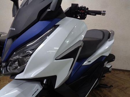 ホンダ フォルツァ 走行距離が2,266kmの低走行車両!マフラーカスタム!グリップヒーター付いてお買い得です 39