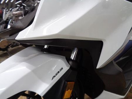 ホンダ フォルツァ 走行距離が2,266kmの低走行車両!マフラーカスタム!グリップヒーター付いてお買い得です 42