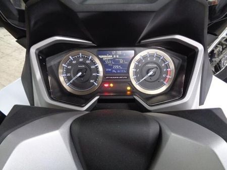 ホンダ フォルツァ 走行距離が2,266kmの低走行車両!マフラーカスタム!グリップヒーター付いてお買い得です 7