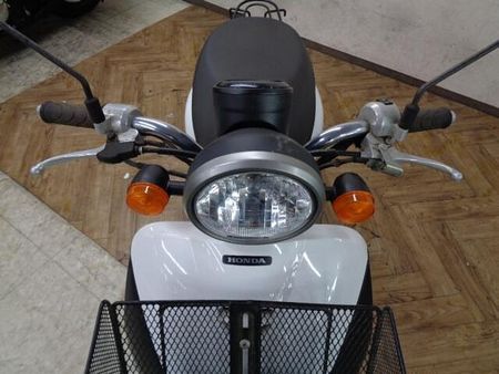 ホンダ トゥデイ 走行少ない上質車が入荷しました!通勤・通学に大活躍間違いなし!夜でも安心ホワイトです! 16
