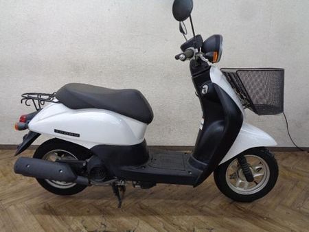 ホンダ トゥデイ 走行少ない上質車が入荷しました!通勤・通学に大活躍間違いなし!夜でも安心ホワイトです! 2