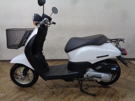 ホンダ トゥデイ 走行少ない上質車が入荷しました!通勤・通学に大活躍間違いなし!夜でも安心ホワイトです! 5