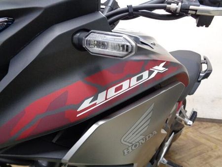 ホンダ 400X 走行少ない綺麗な上質車が入荷しました!希少なバイクですのでお探しの方はお早めに! 42
