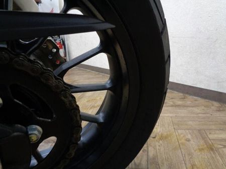 ホンダ 400X 走行少ない綺麗な上質車が入荷しました!希少なバイクですのでお探しの方はお早めに! 56