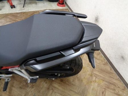 ホンダ 400X 走行少ない綺麗な上質車が入荷しました!希少なバイクですのでお探しの方はお早めに! 57