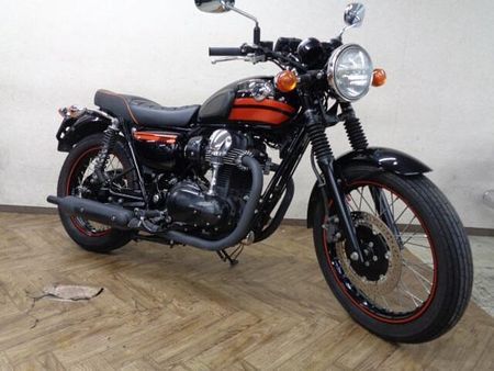 カワサキ W800 大切に乗られていたワンオーナー車!各部綺麗な上質車です!希少な特別仕様車ですよ!お早めに! 1