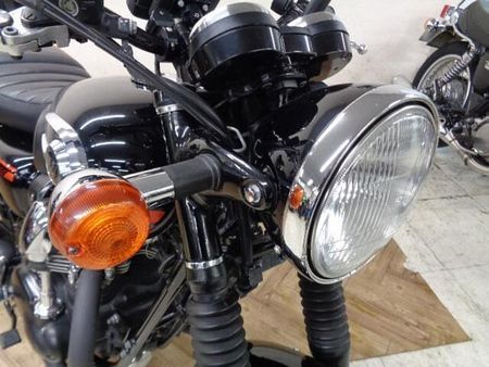カワサキ W800 大切に乗られていたワンオーナー車!各部綺麗な上質車です!希少な特別仕様車ですよ!お早めに! 25