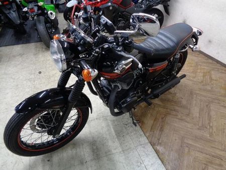 カワサキ W800 大切に乗られていたワンオーナー車!各部綺麗な上質車です!希少な特別仕様車ですよ!お早めに! 40