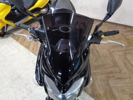 スズキ GSR250 250ccとは思えない大きな車格が人気のGSR250!お買い得プライスで大放出です! 16