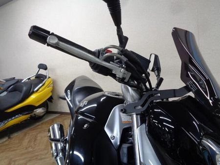 スズキ GSR250 250ccとは思えない大きな車格が人気のGSR250!お買い得プライスで大放出です! 23