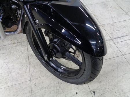 スズキ GSR250 250ccとは思えない大きな車格が人気のGSR250!お買い得プライスで大放出です! 25