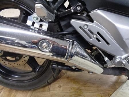 スズキ GSR250 250ccとは思えない大きな車格が人気のGSR250!お買い得プライスで大放出です! 42