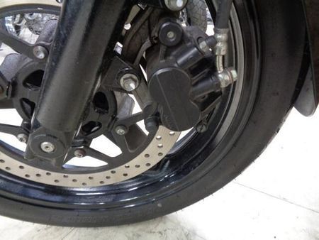 スズキ GSR250 250ccとは思えない大きな車格が人気のGSR250!お買い得プライスで大放出です! 48