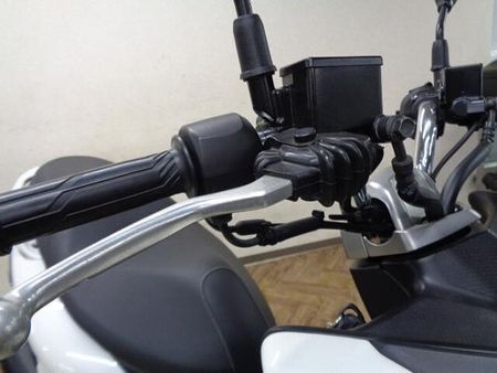 ヤマハ マジェスティS 各部綺麗で上質なマジェスティSが入荷しました!走行少なくエンジン好調です!お早めに! 26