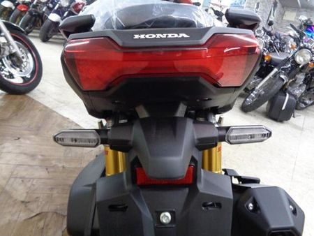 ホンダ ADV160 2025年モデルのADV160新車が入荷しました!カスタムも任せてください!お早めに! 20