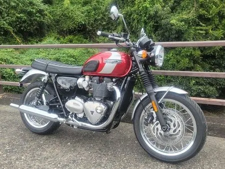 トライアンフ BONNEVILLE T120 外車ディーラー含む多彩な販売ネットワークでご購入後もしっかりサポートいたします! 1